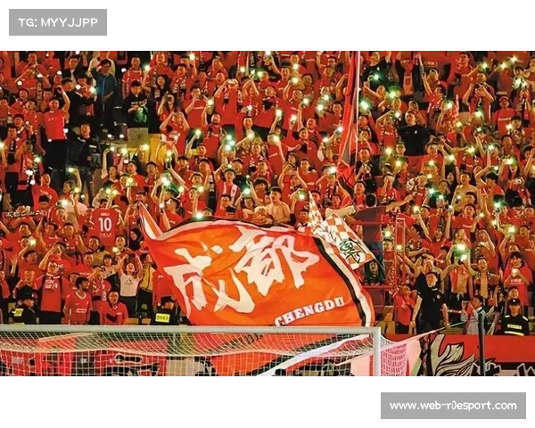 成都蓉城坐镇魔鬼主场迎战河南队,全力争胜延续争冠希望 成都蓉城坐镇魔鬼主场迎战河南队,全力争胜延续争冠希望