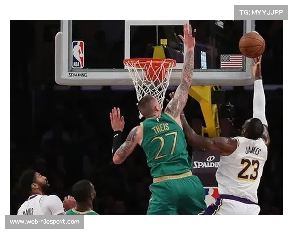 拉拉维亚左股四头肌挫伤获准出战,湖人锋线轮换临调整 拉拉维亚左股四头肌挫伤获准出战,湖人锋线轮换临调整